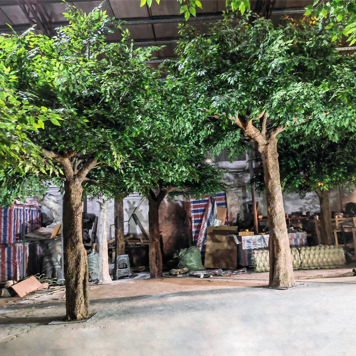 Artificial banyan ficus 16.5ft (5m) tall, hand-set leaves across a very wide crown
