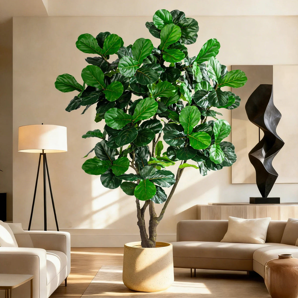 Pot and base of the artificial fiddle leaf fig, topped with bark chippings