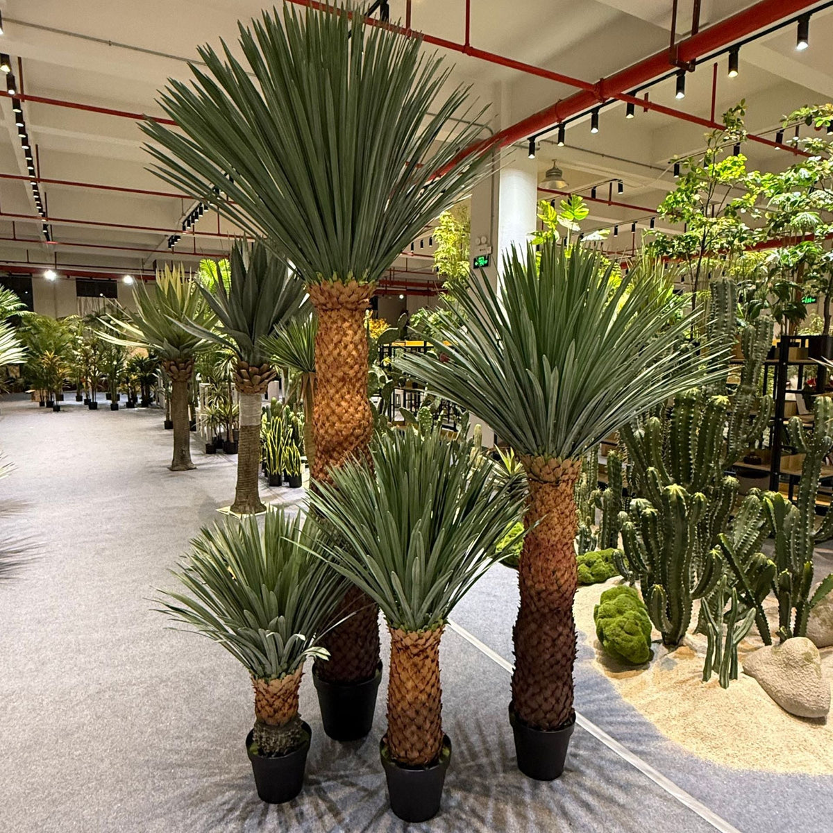 Large artificial pineapple head plant 8.5ft tall, with long spiky leaves fanning out