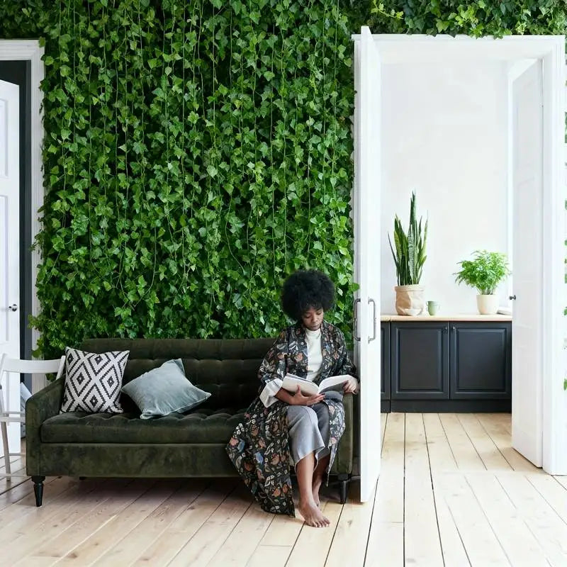 Alternate view of the artificial ivy garland strands, set of 24
